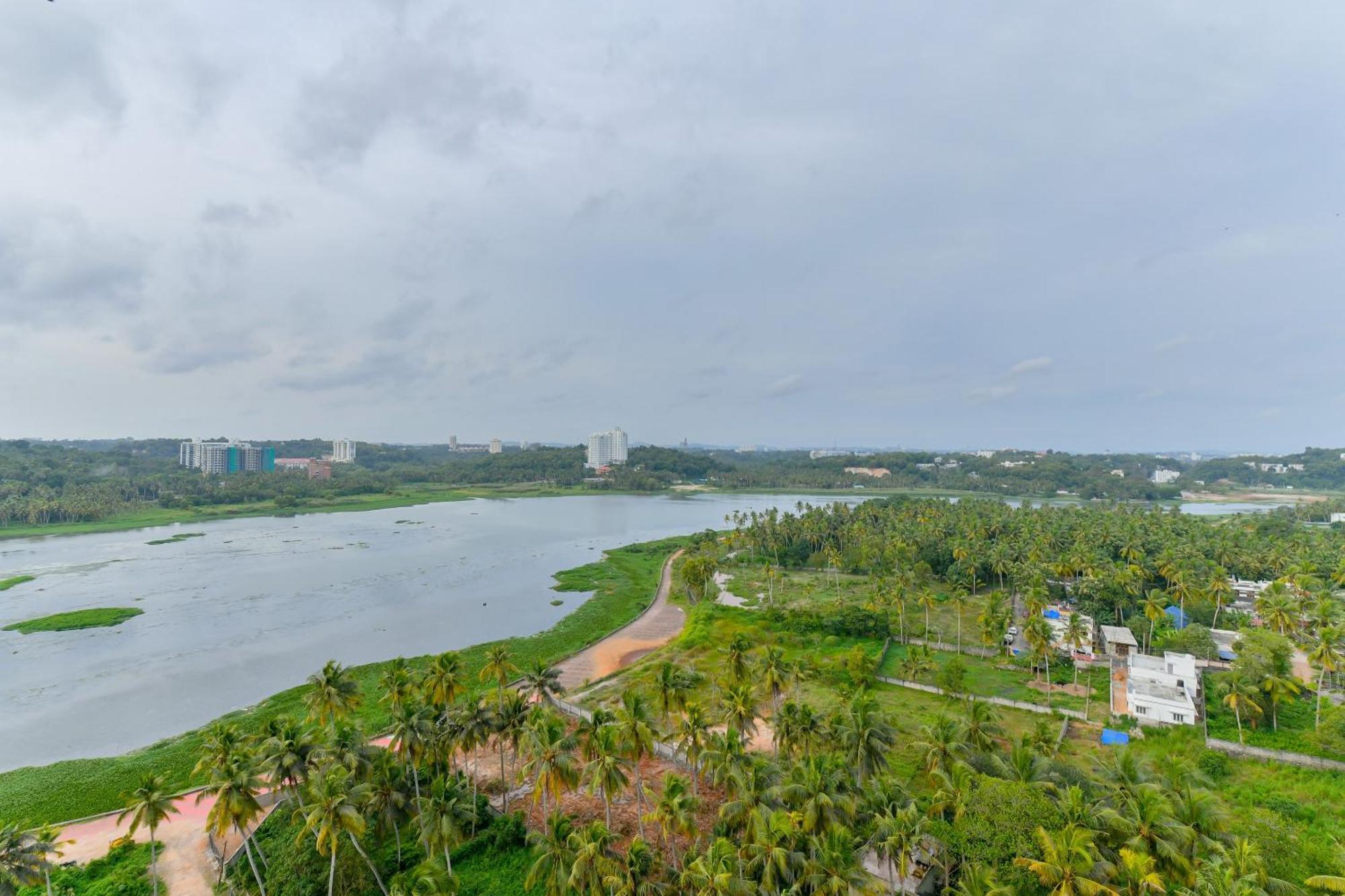 Super Hotel O Tyche Stays Thiruvananthapuram Екстериор снимка
